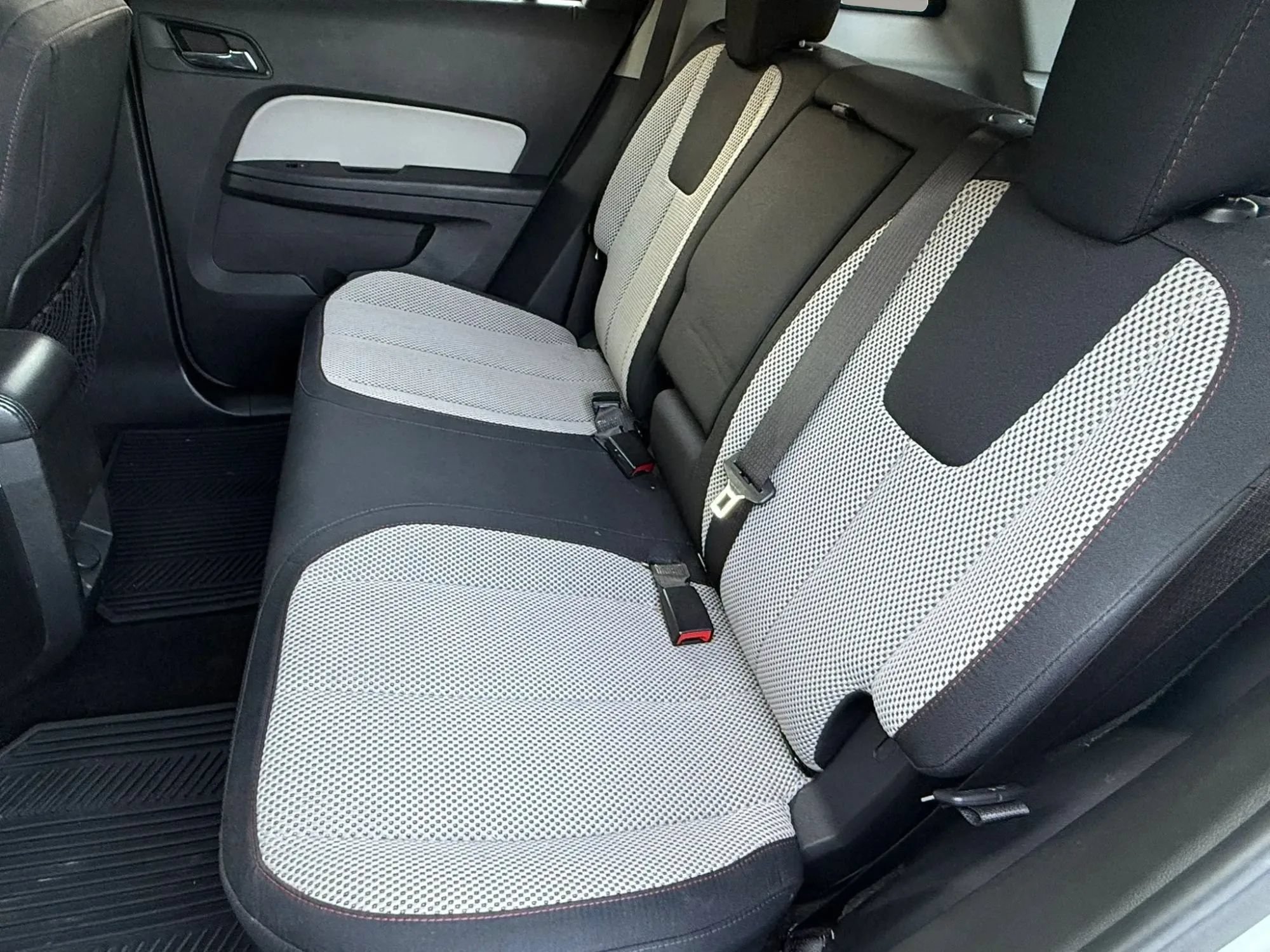 Used 2017 GMC Terrain SLE FWD image 16