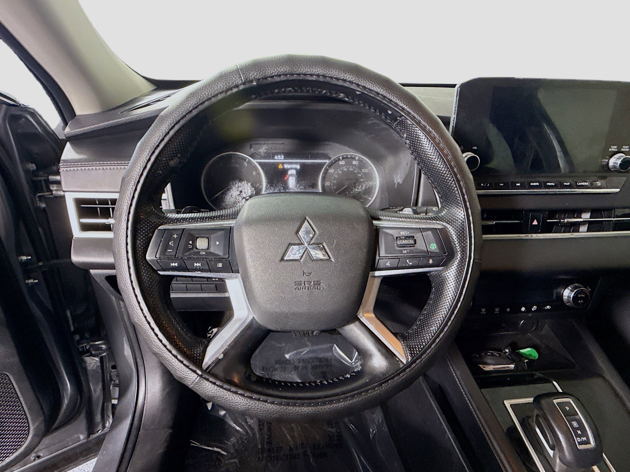 Used 2022 Mitsubishi Outlander SEL Black Edition image 13