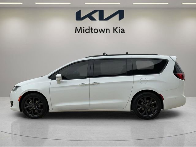Used 2018 Chrysler Pacifica Limited w/ Advanced Safetytec Group image 6