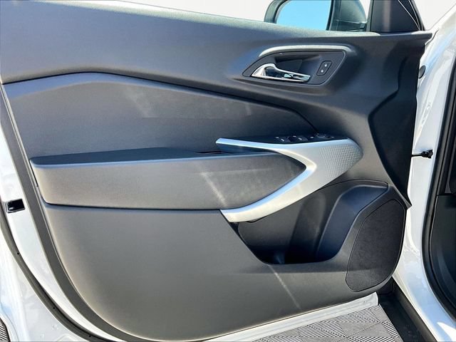 New 2026 Chevrolet Trax LS FWD image 23