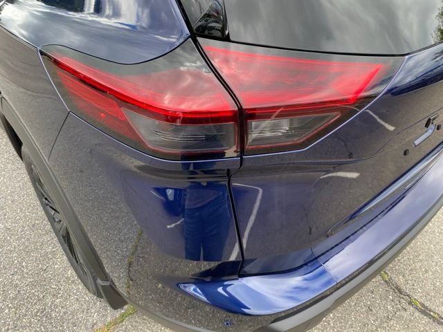 New 2026 Nissan Rogue Dark Armor AWD/4WD image 27