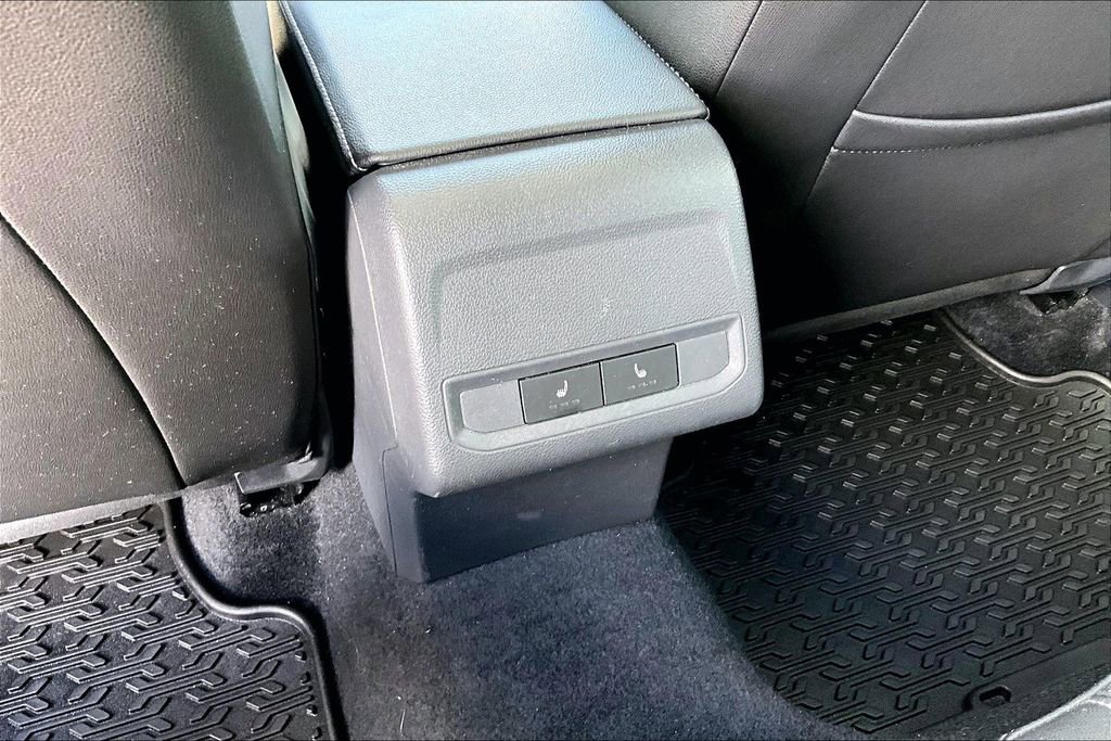 Certified 2020 Volkswagen Jetta SEL Premium image 18