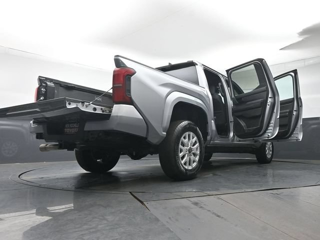 Certified 2026 Toyota Tacoma SR5 AWD/4WD image 52