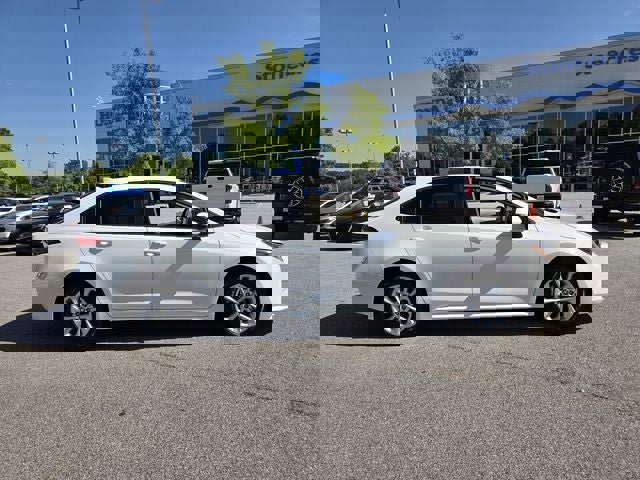 Used 2020 Toyota Corolla LE w/ LE Convenience Package image 8