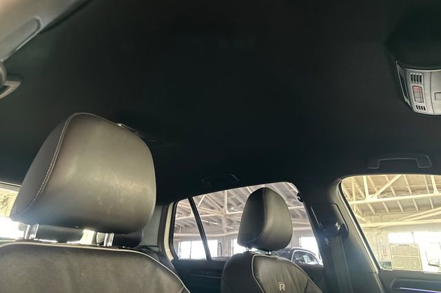 Used 2018 Volkswagen Golf R 4-Door image 20