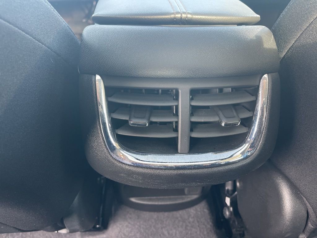 Used 2024 Chevrolet Malibu LT image 14