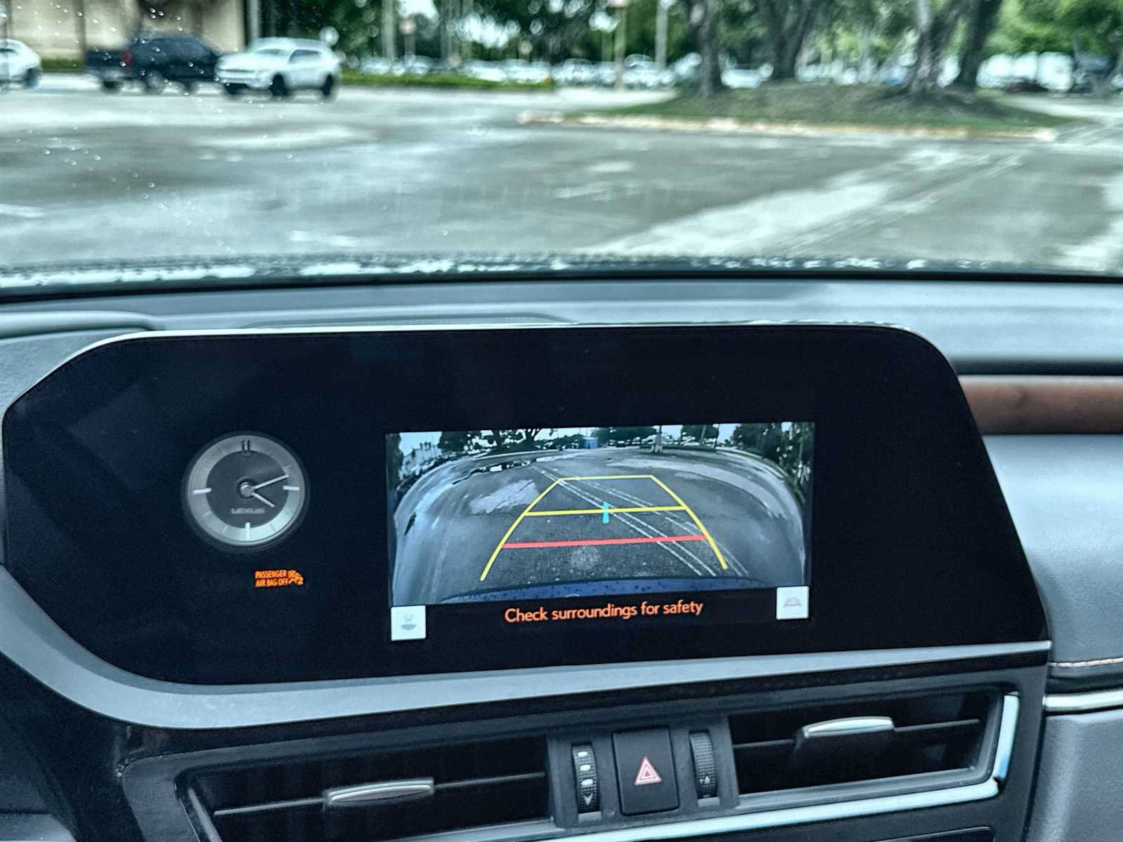 Used 2025 Lexus ES 350 w/ Premium Package FWD image 19