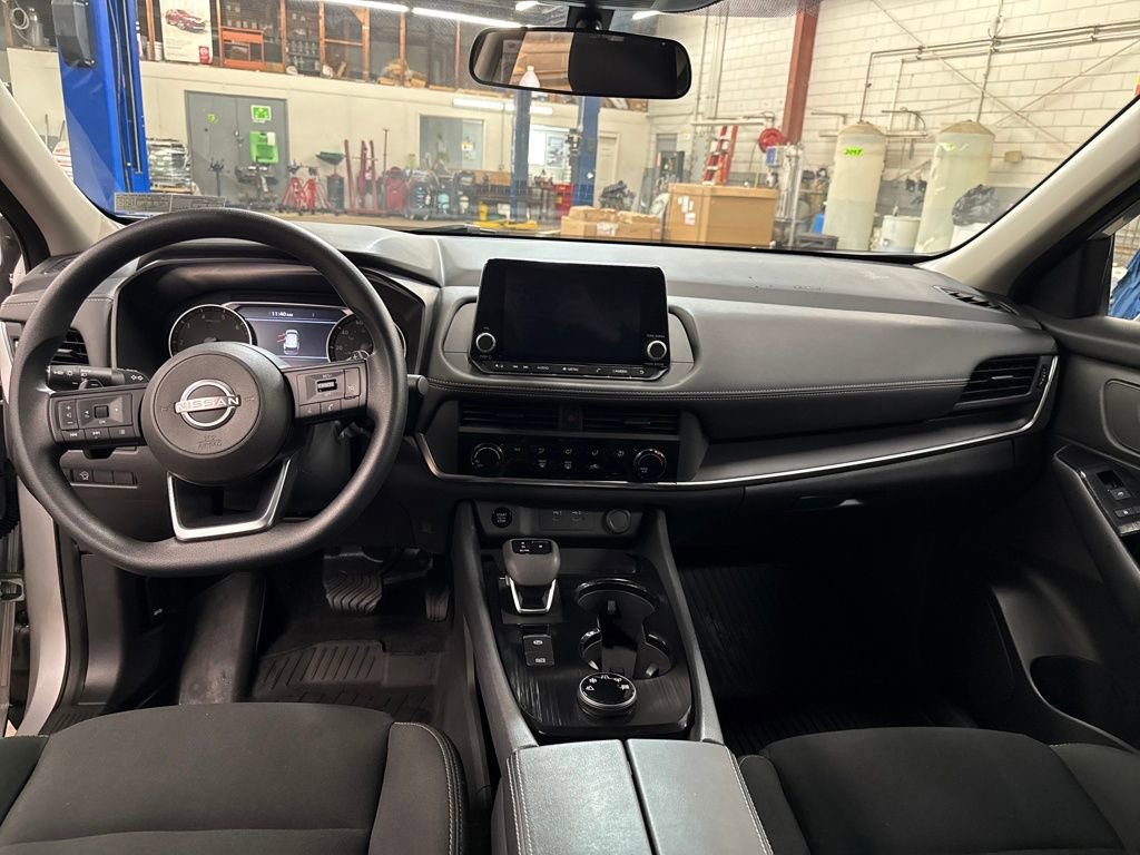 Certified 2024 Nissan Rogue S image 39