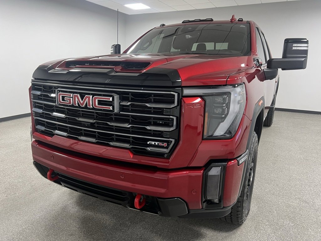 Used 2024 GMC Sierra 3500 AT4 w/ AT4 Premium Plus Package image 5