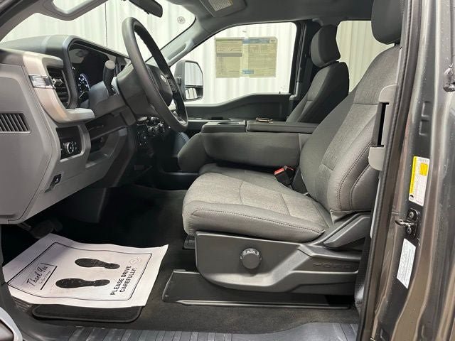 New 2026 Ford F250 XL w/ STX Appearance Package AWD/4WD image 4