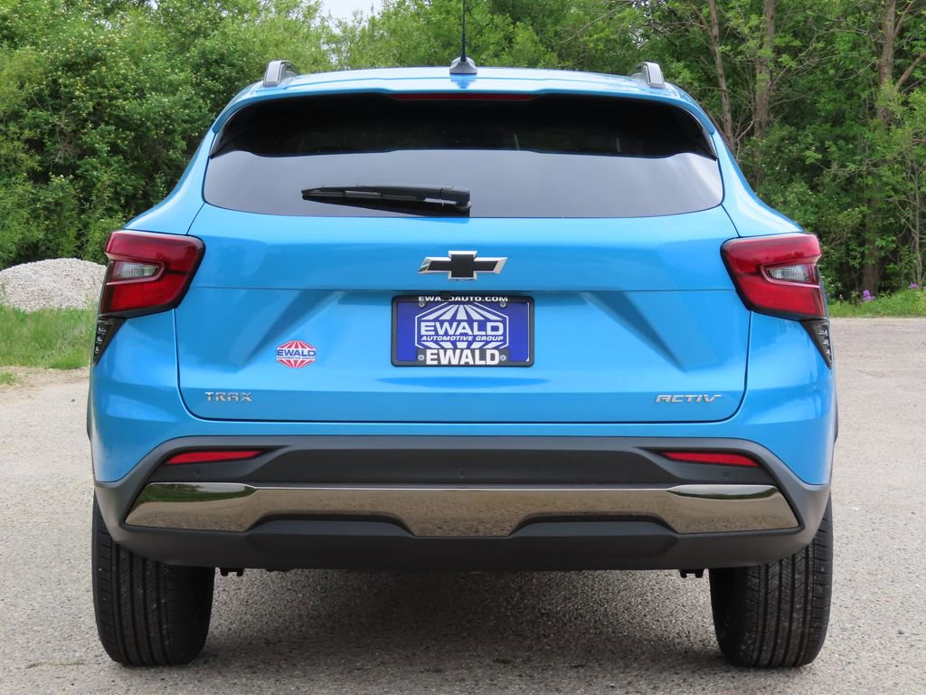 New 2026 Chevrolet Trax ACTIV w/ Driver Confidence Package FWD image 16