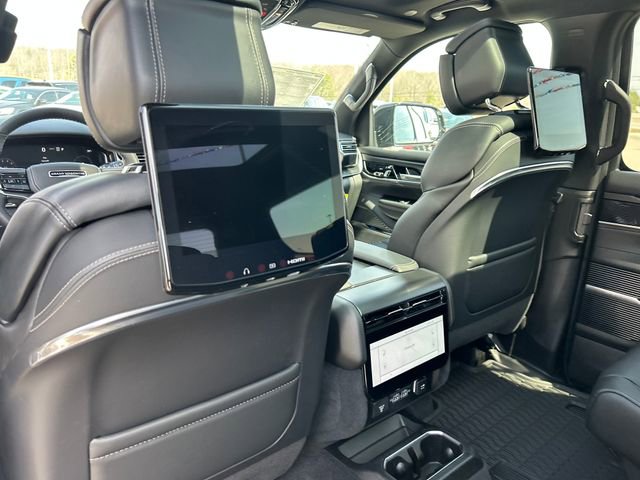 New 2026 Jeep Grand Wagoneer Summit image 40