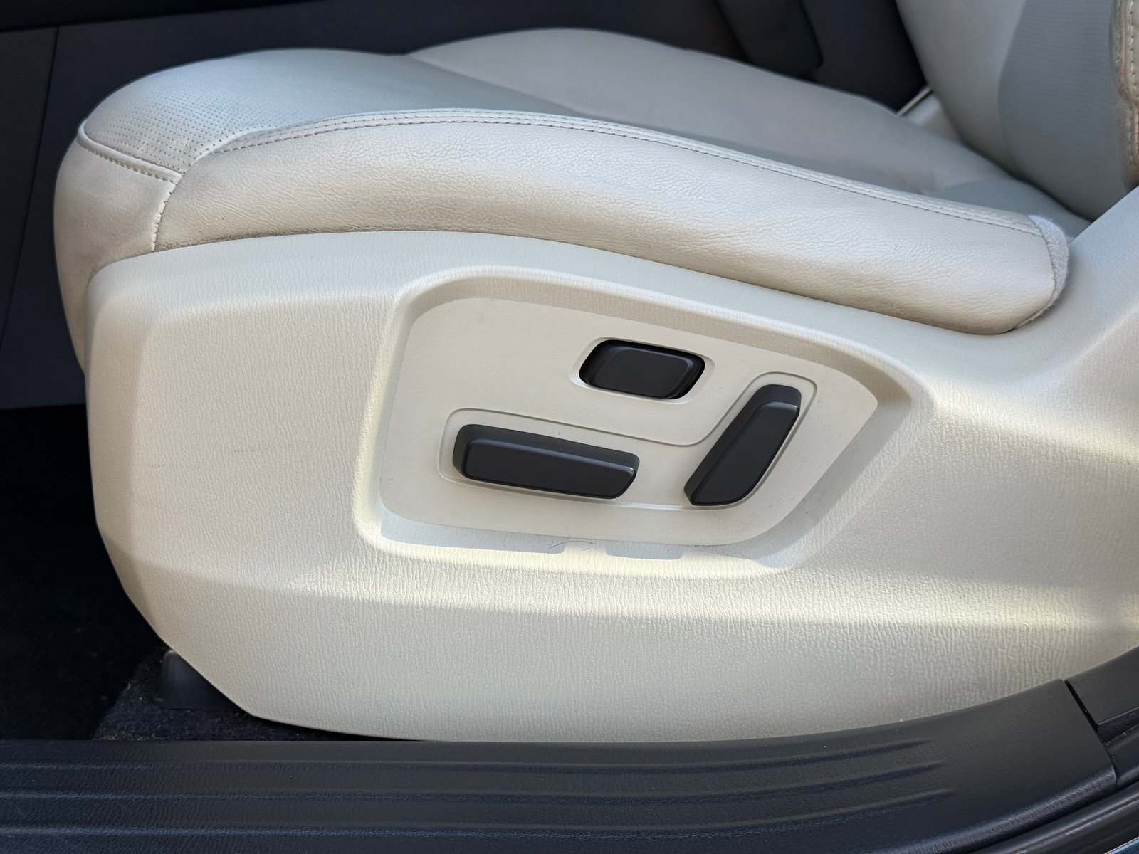 Used 2023 MAZDA CX-9 Touring image 12