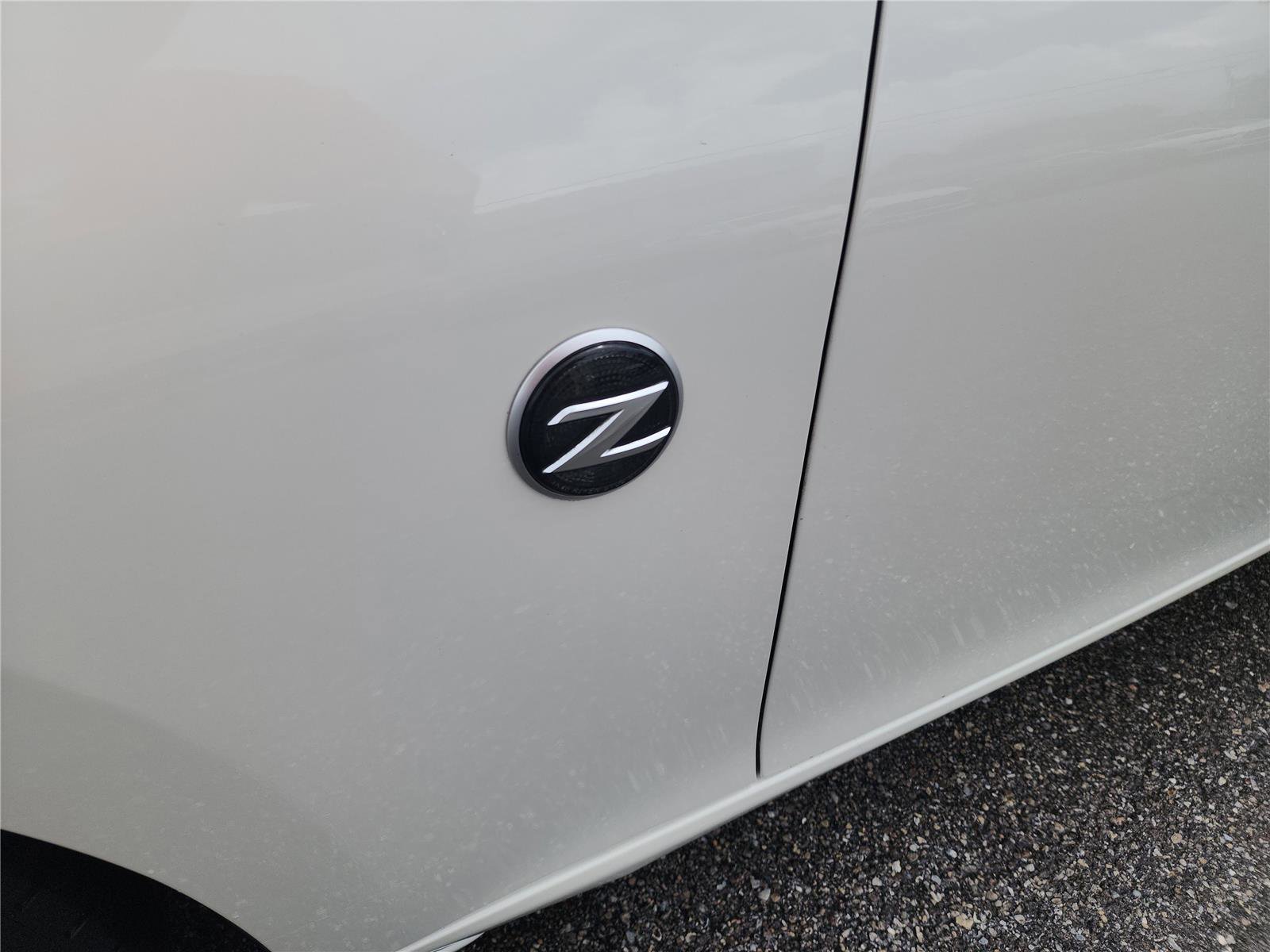 Used 2014 Nissan 370Z Touring w/ Sport Package RWD image 10