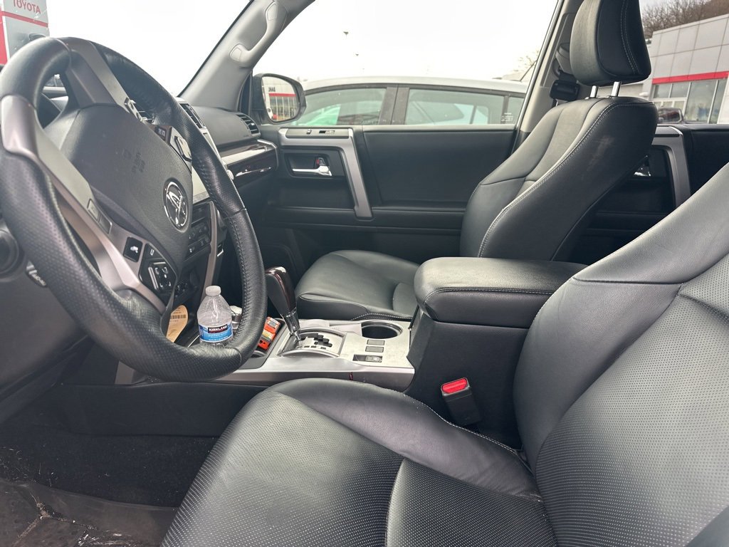 Used 2024 Toyota 4Runner Limited image 4