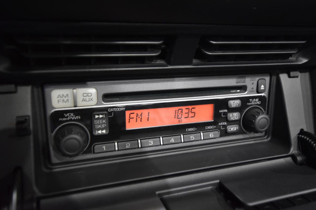 Used 2004 Honda S2000 image 27