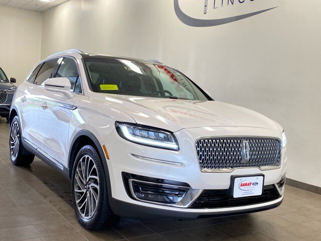 Used 2019 Lincoln Nautilus Reserve w/ Driver Assistance Package AWD/4WD image 2