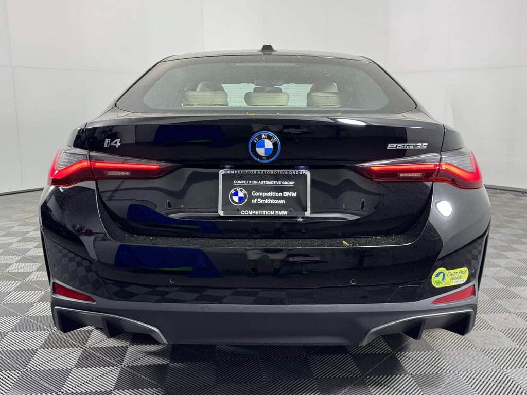 Used 2023 BMW i4 eDrive35 RWD image 9