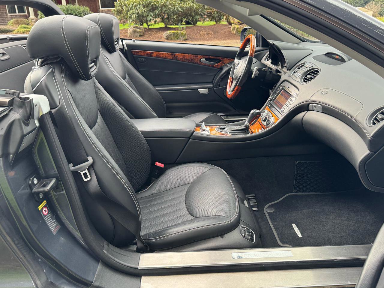 Used 2012 Mercedes-Benz SL 550 image 20