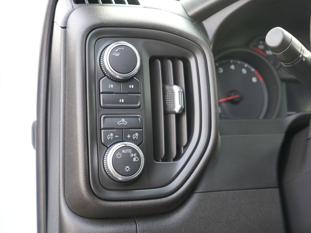 Used 2022 GMC Sierra 3500 Pro w/ Convenience Package image 21