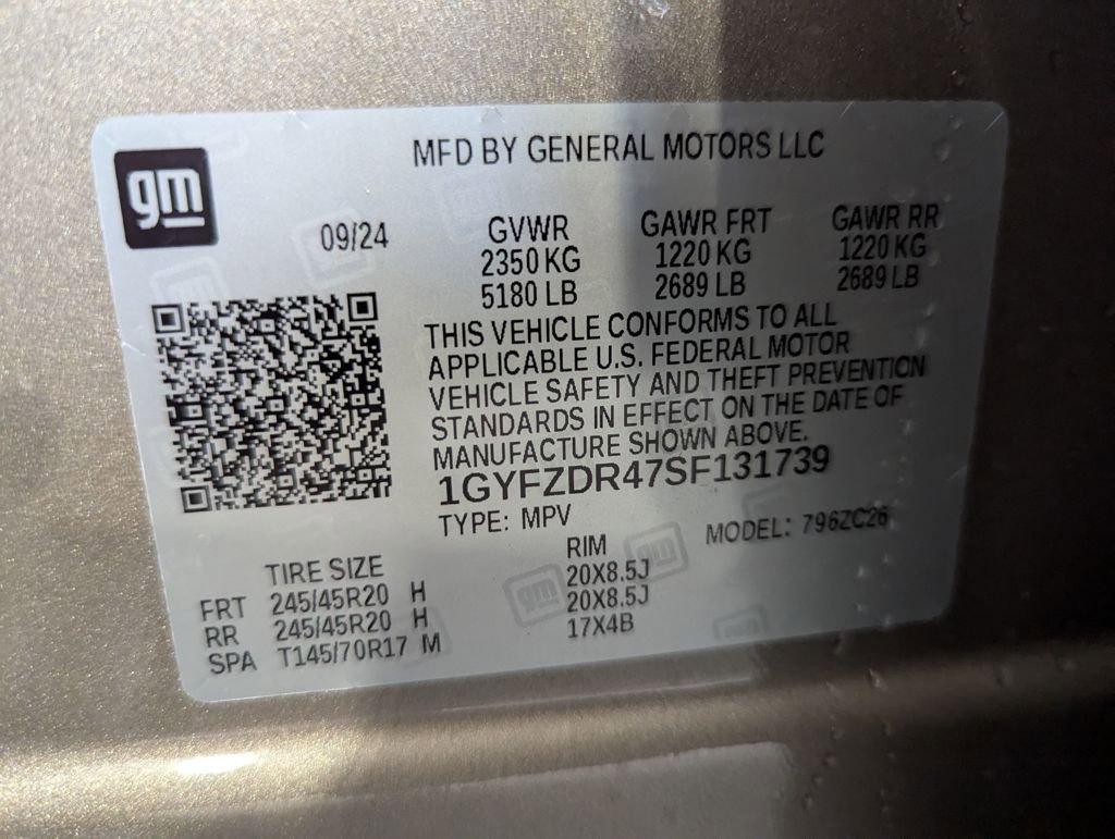 Used 2025 Cadillac XT4 Premium Luxury image 31