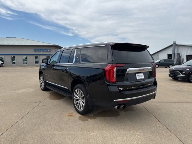 Used 2022 GMC Yukon XL Denali AWD/4WD image 5