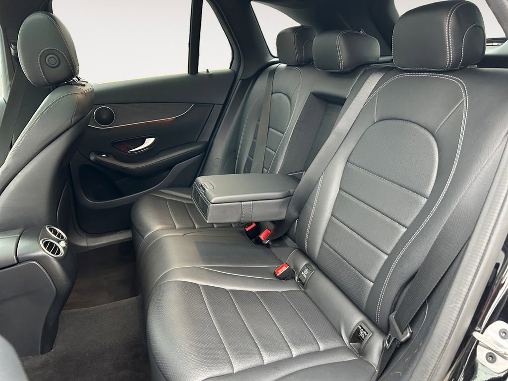 Used 2022 Mercedes-Benz GLC 300 4MATIC image 13