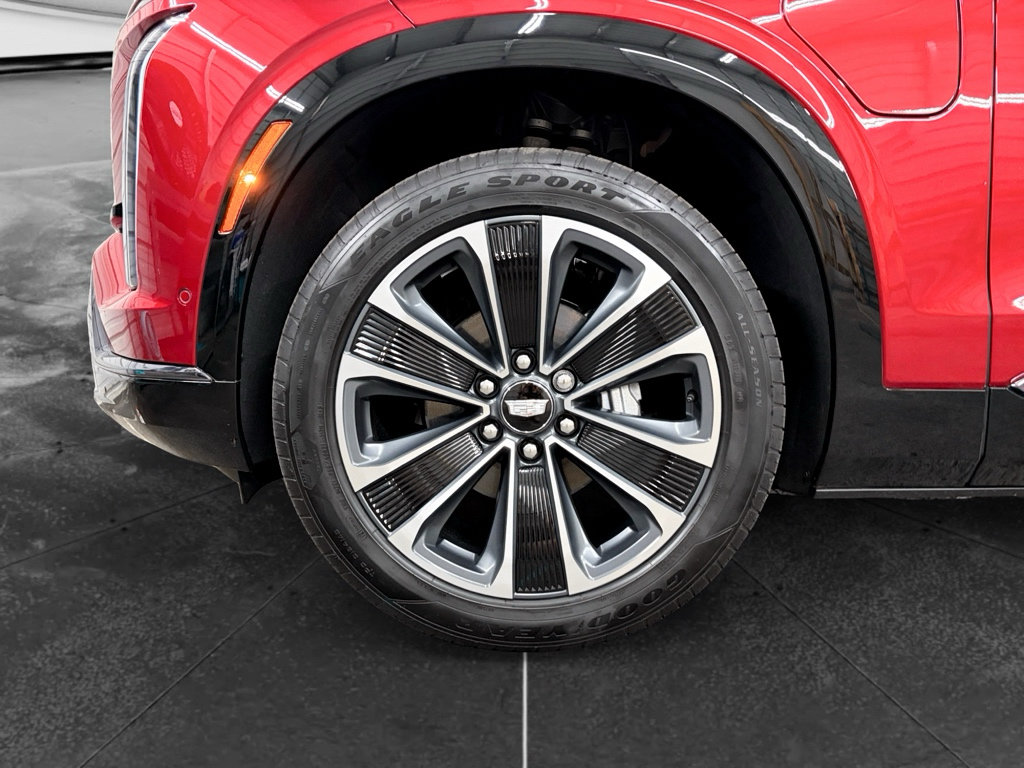 Used 2026 Cadillac Vistiq Sport AWD/4WD image 30