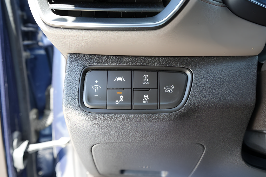 Used 2019 Hyundai Santa Fe AWD image 29