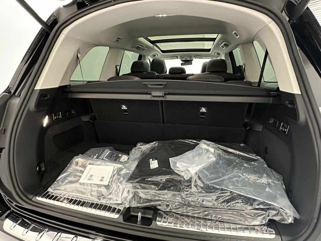 New 2026 Mercedes-Benz GLS 450 4MATIC image 22