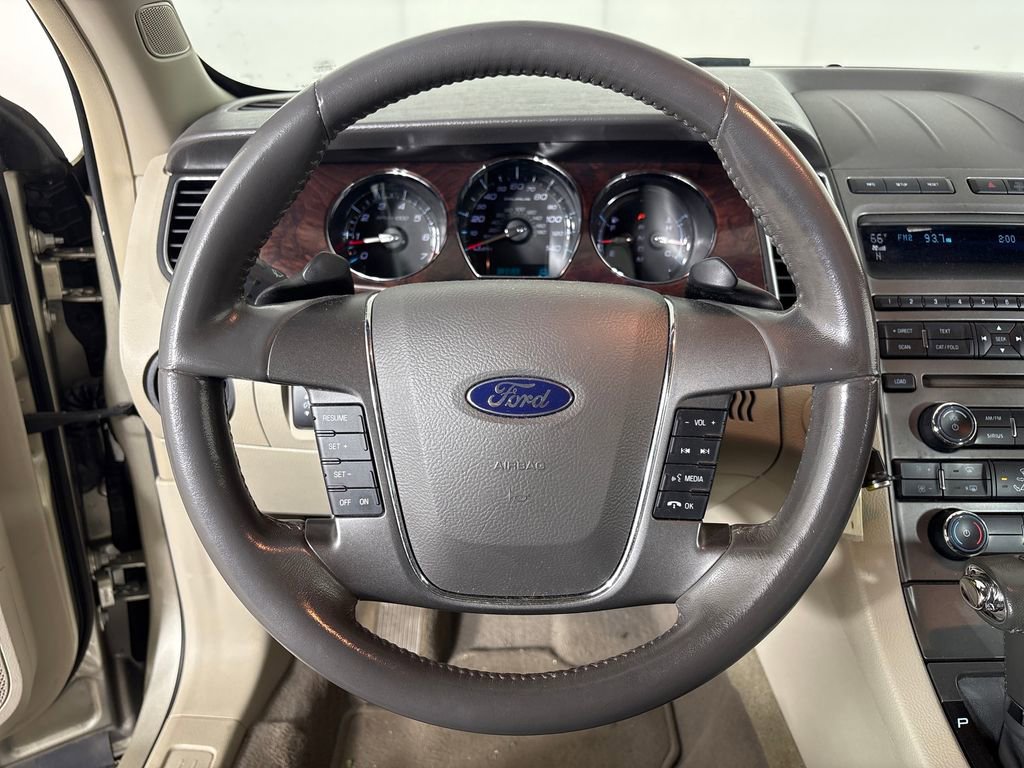 Used 2011 Ford Taurus SEL w/ 201A Rapid Spec Order Code FWD image 16