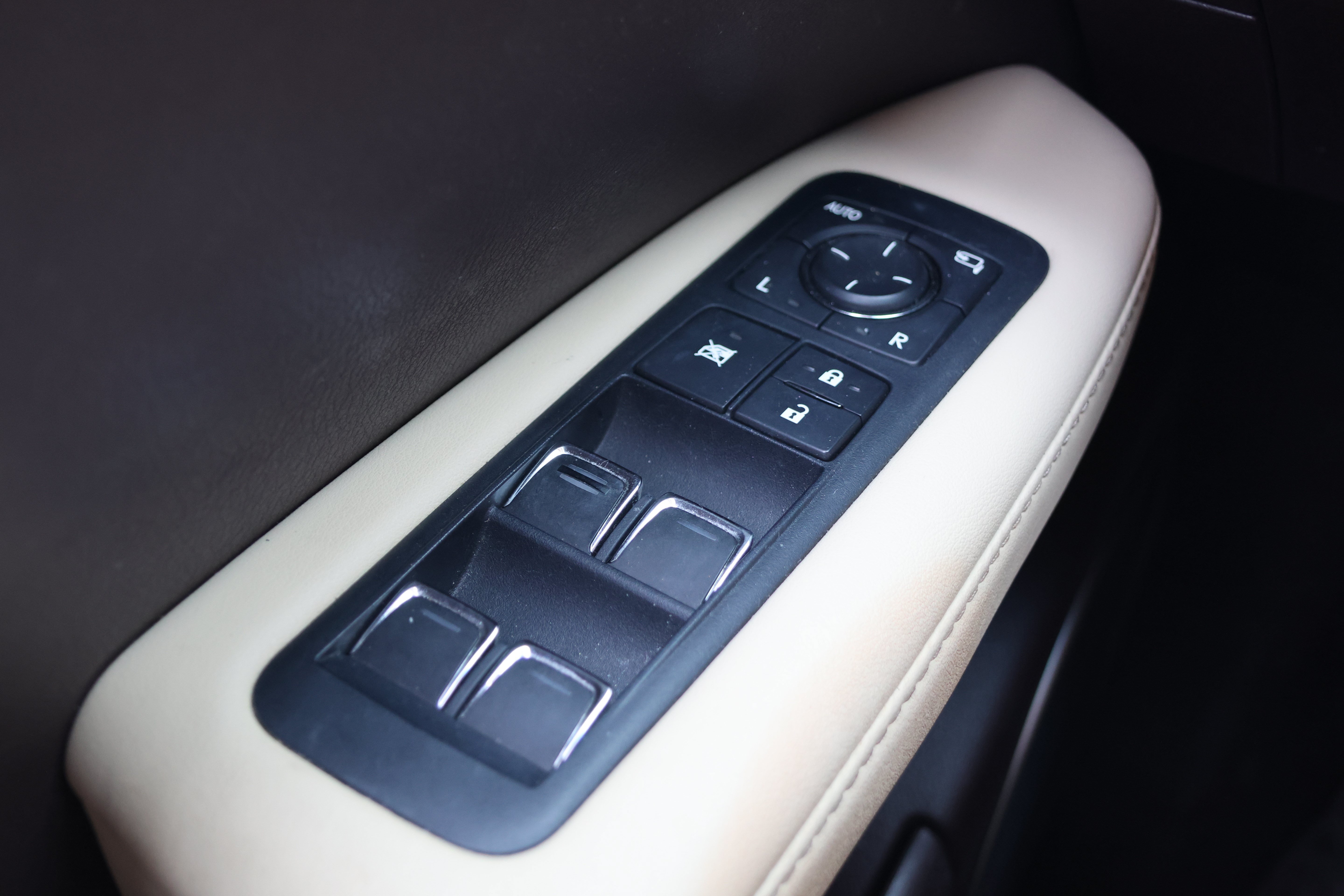 Used 2016 Lexus RX 350 AWD w/ Premium Package image 14