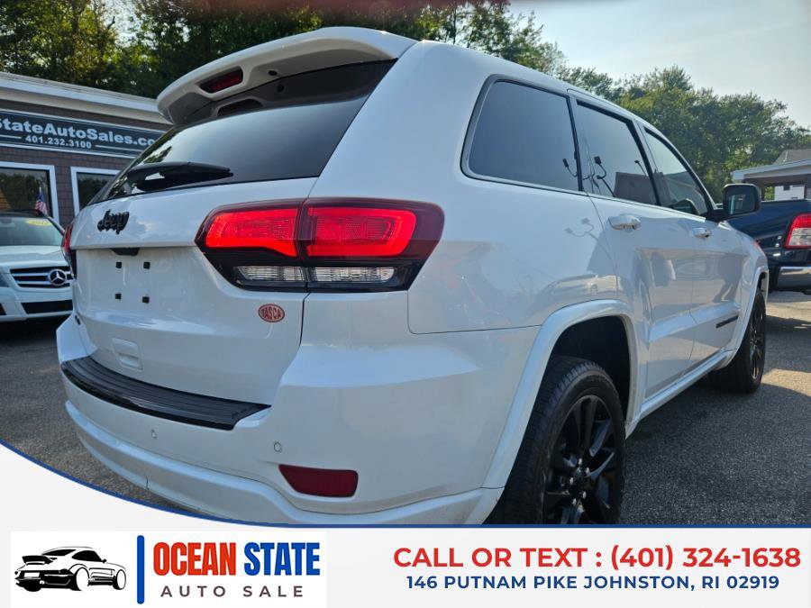 Used 2017 Jeep Grand Cherokee Altitude image 5
