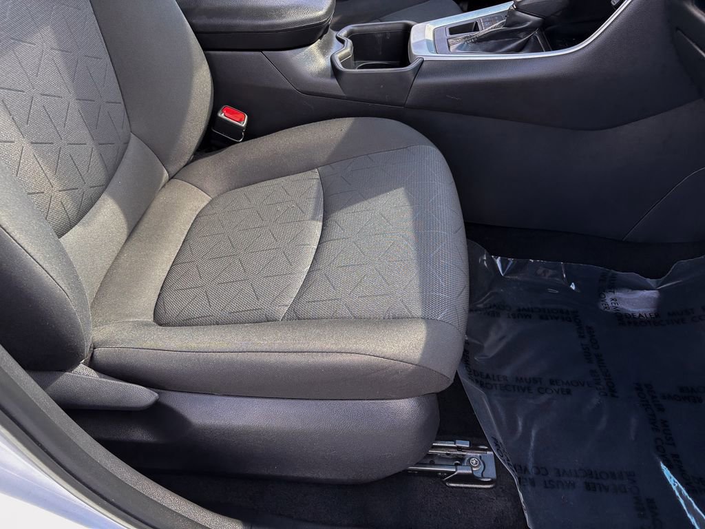 Certified 2024 Toyota RAV4 XLE AWD/4WD image 37