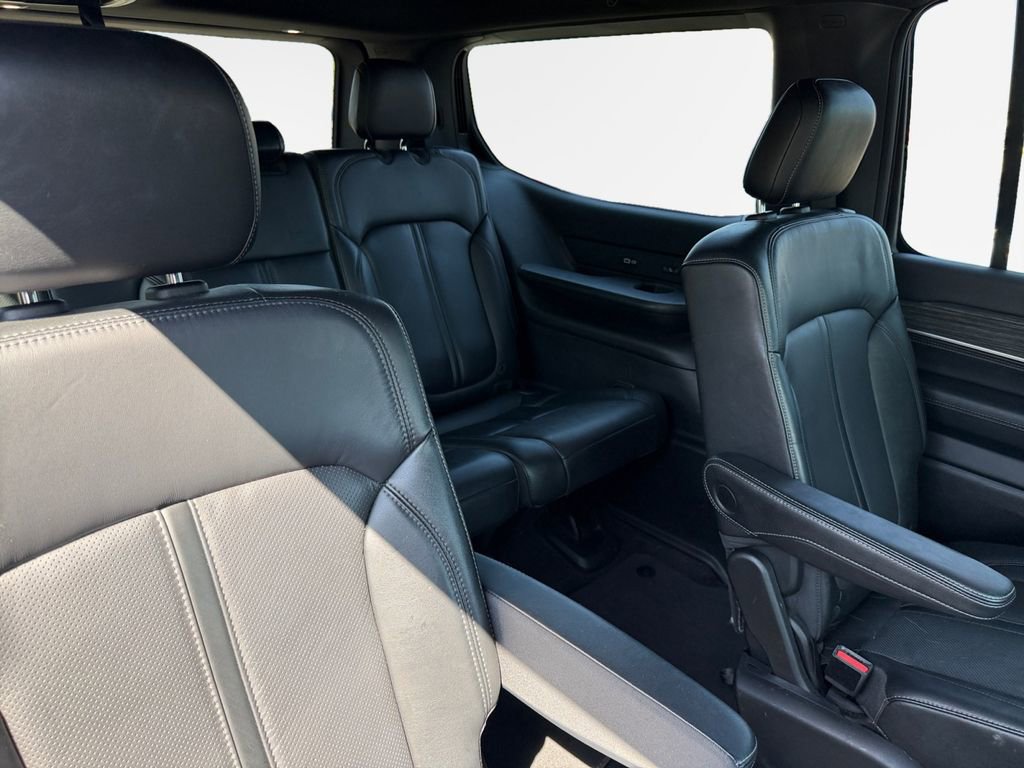 Used 2022 Jeep Wagoneer Series III w/ Flexible Seating Group image 29