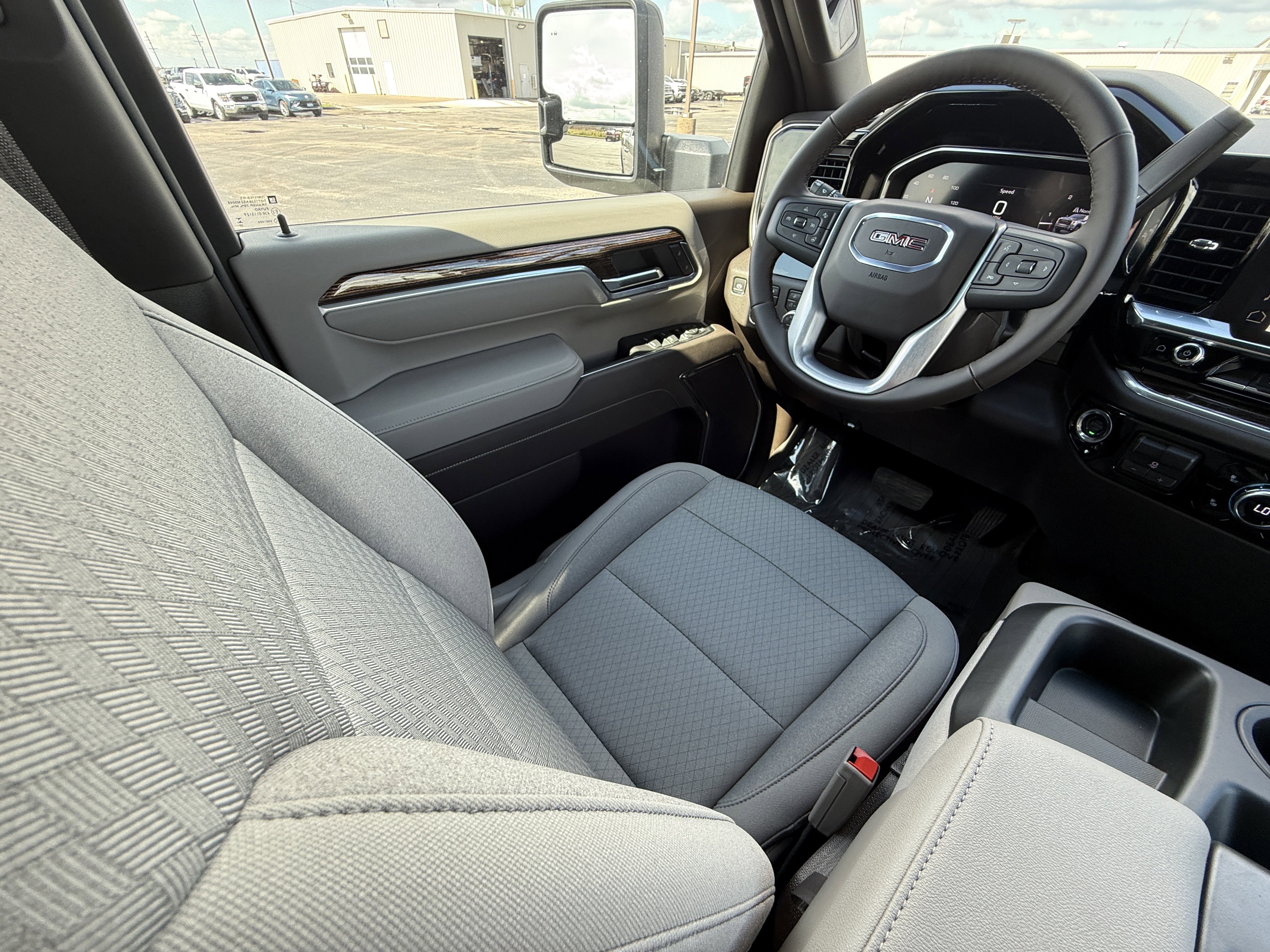 New 2026 GMC Sierra 3500 SLE w/ SLE Value Package image 16