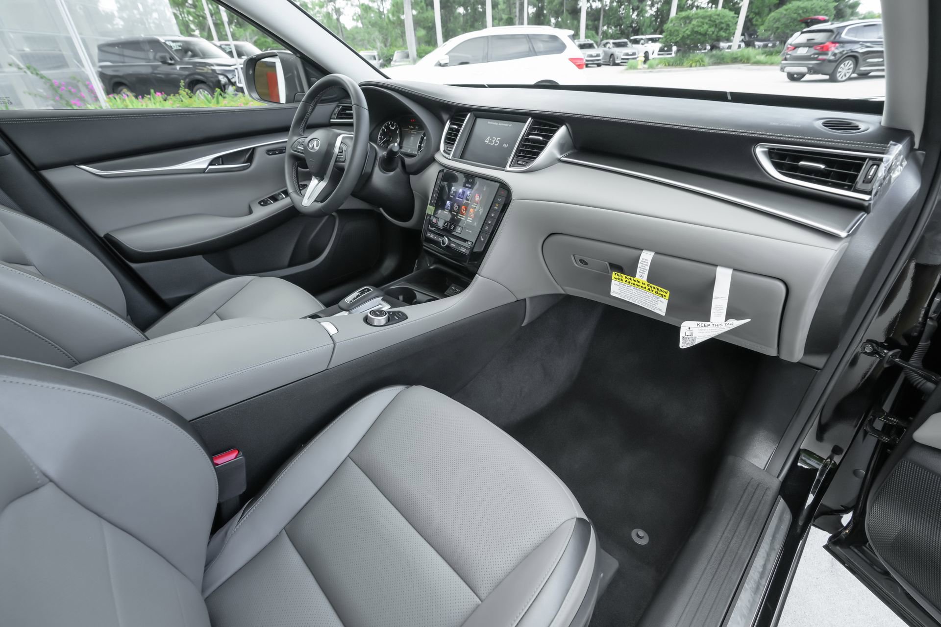 Used 2025 INFINITI QX50 Luxe image 36