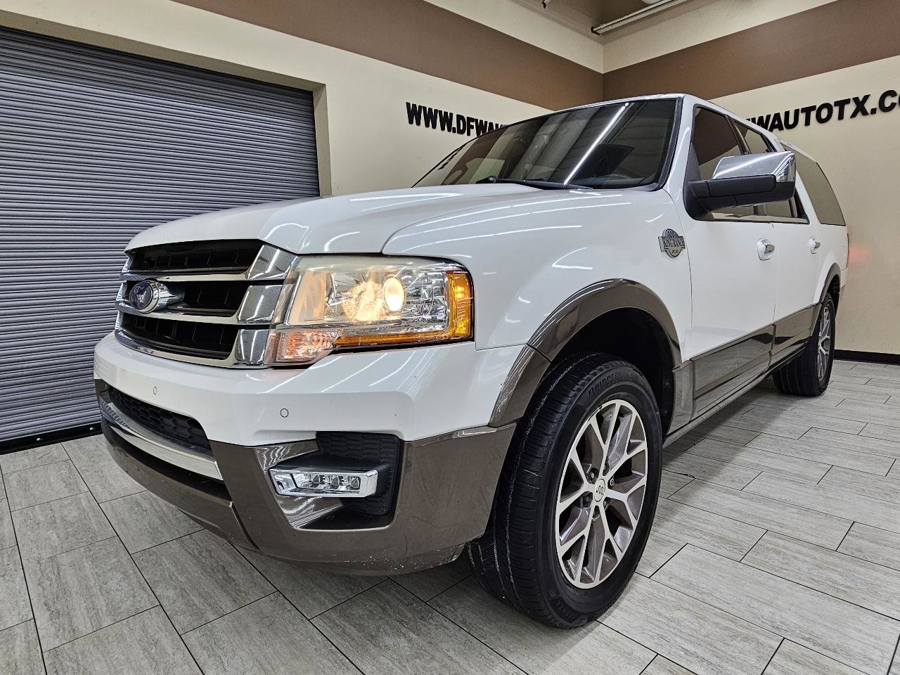Used 2015 Ford Expedition EL King Ranch RWD image 2