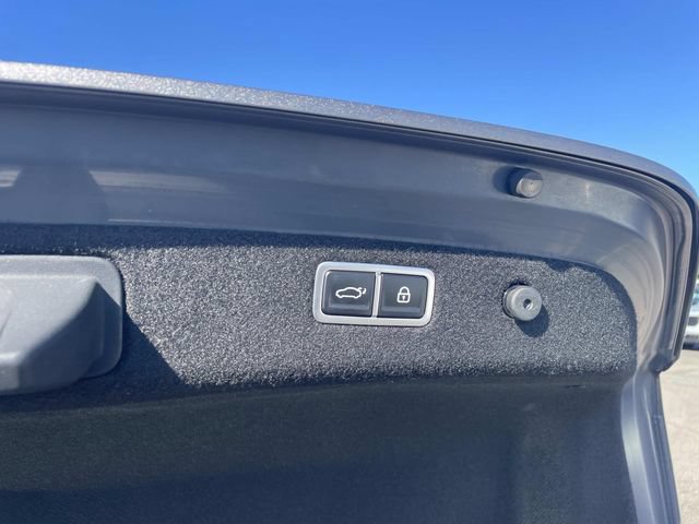 Used 2023 Genesis G70 3.3T w/ Sport Prestige Package AWD/4WD image 9