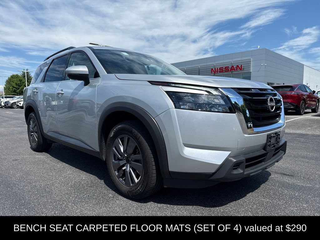 Certified 2024 Nissan Pathfinder SV AWD/4WD image 2