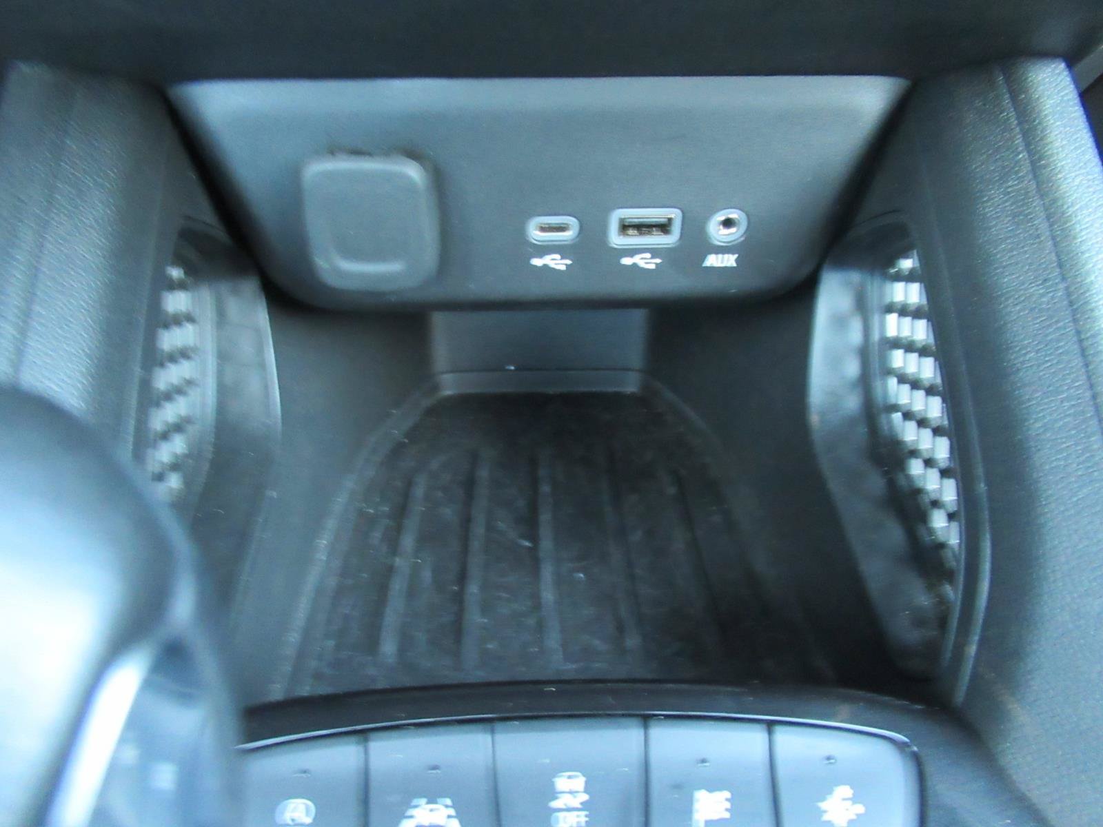 Used 2023 Chevrolet TrailBlazer RS w/ Convenience Package FWD image 27