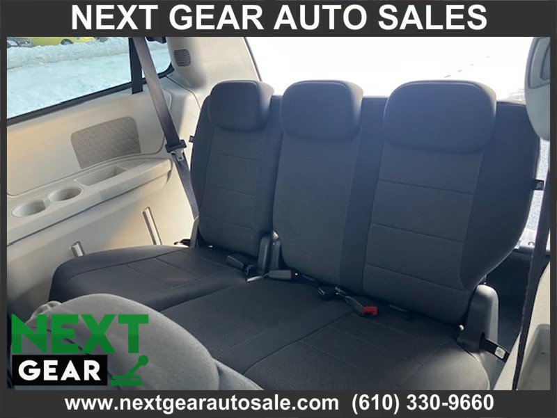 Used 2009 Dodge Grand Caravan SE w/ Climate Group image 8