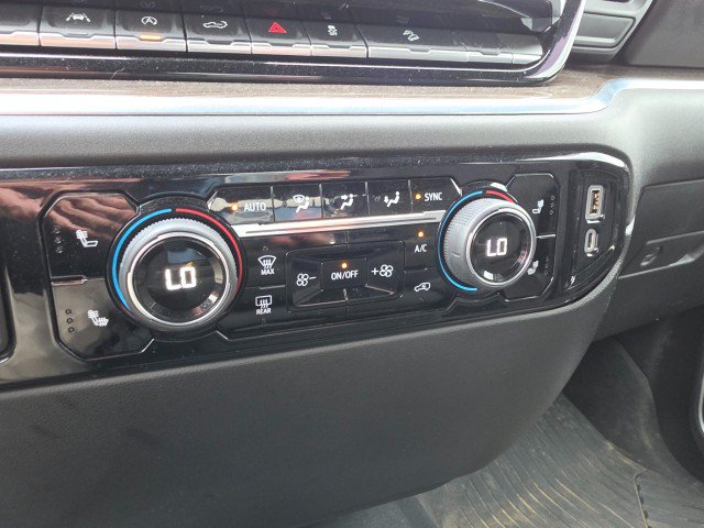 Used 2022 Chevrolet Silverado 1500 RST AWD/4WD image 41