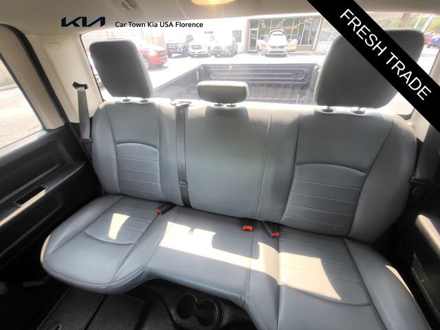 Used 2018 RAM 2500 Tradesman w/ Chrome Appearance Group RWD image 12