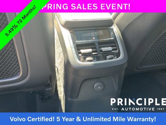 Certified 2024 Volvo XC90 T8 Core image 30