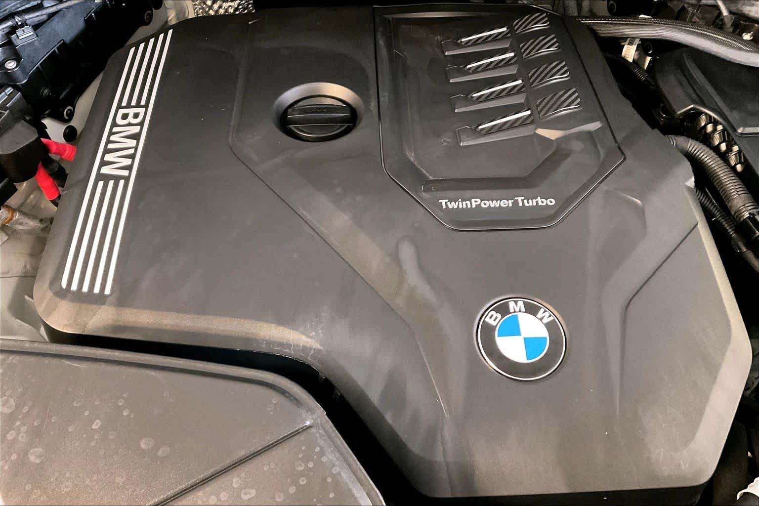 Used 2025 BMW X4 xDrive30i AWD/4WD image 29