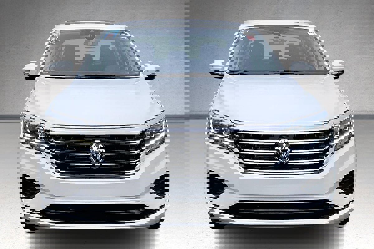 Used 2022 Volkswagen Passat 2.0T SE image 3