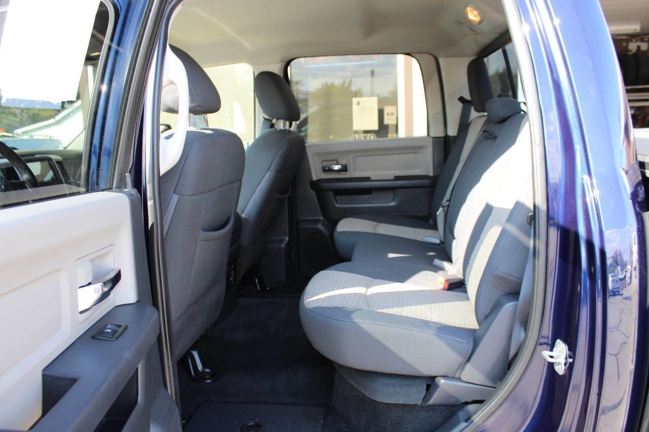 Used 2012 RAM 1500 Big Horn w/ Remote Start & Security Group image 12