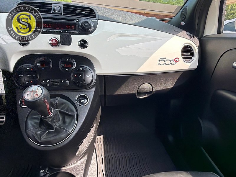 Used 2013 FIAT 500 Abarth w/ Beats Audio Pkg FWD image 21