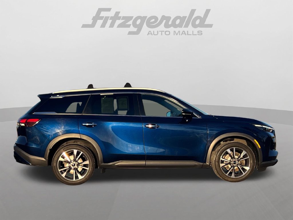 Used 2023 INFINITI QX60 Luxe AWD/4WD image 3